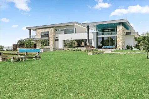 7705 N Peninsula Drive Beaumont TX 77707