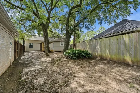 615 Brenwick Court Katy TX 77450