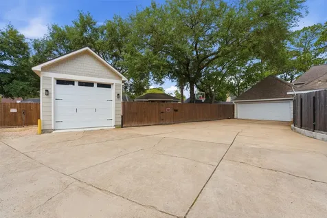 615 Brenwick Court Katy TX 77450