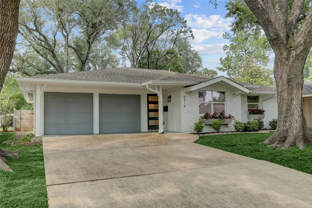 5514 Indigo Street Houston TX 77096