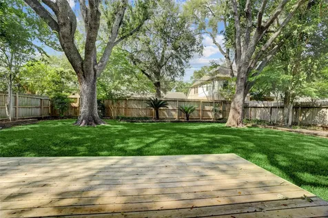5514 Indigo Street Houston TX 77096