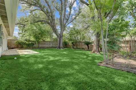 5514 Indigo Street Houston TX 77096