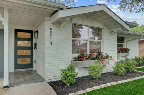 5514 Indigo Street Houston TX 77096