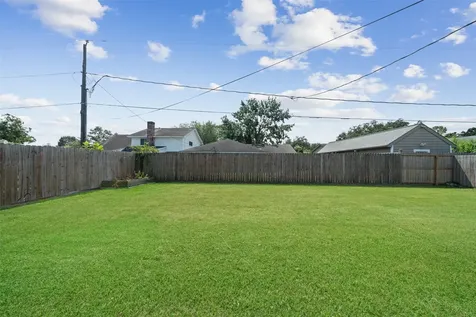 6107 Golden Forest Drive Houston TX 77092