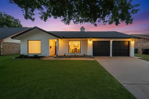 6107 Golden Forest Drive Houston TX 77092