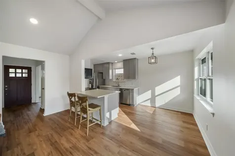 6107 Golden Forest Drive Houston TX 77092