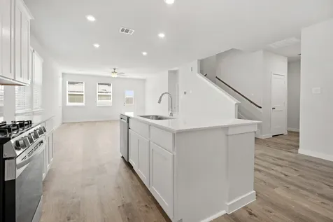 8021 Aquamarine Court Texas City TX 77591