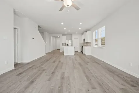 8021 Aquamarine Court Texas City TX 77591