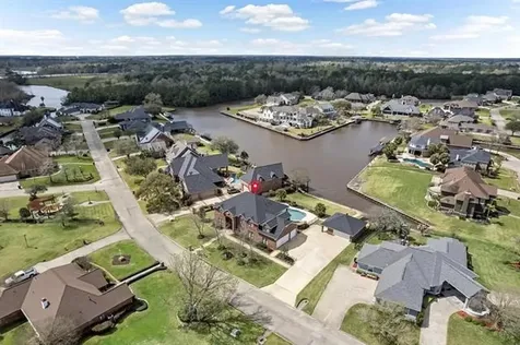 302 Waterwood Drive Orange TX 77630