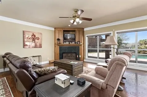 302 Waterwood Drive Orange TX 77630