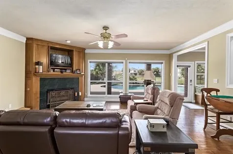 302 Waterwood Drive Orange TX 77630