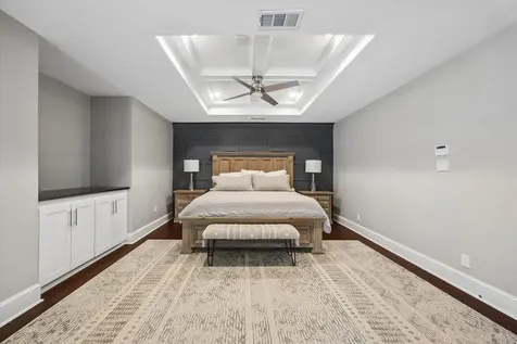 4615 Golf Drive Houston TX 77018