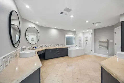 4615 Golf Drive Houston TX 77018