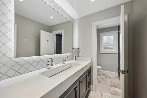 4615 Golf Drive Houston TX 77018