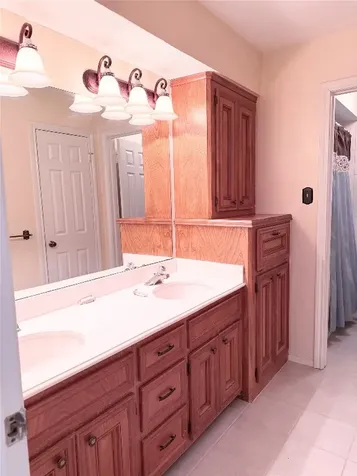 6315 Seegers Trail Drive Houston TX 77066