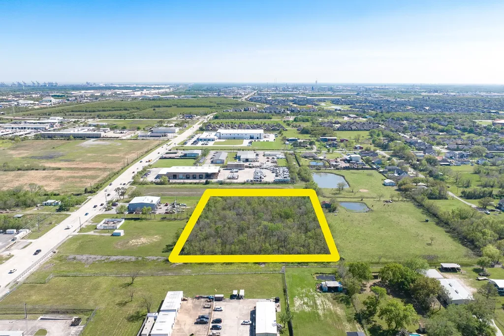 0 E H Street La Porte TX 77571