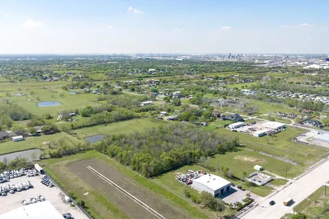 0 E H Street La Porte TX 77571