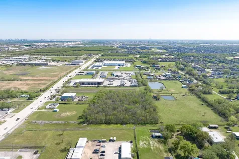 0 E H Street La Porte TX 77571