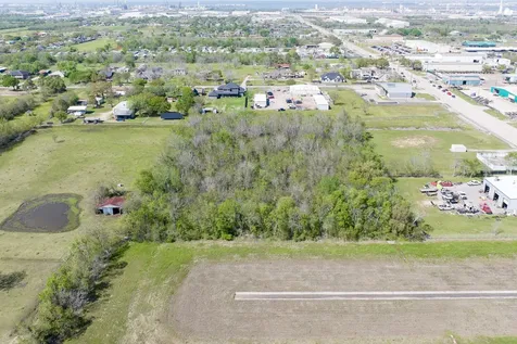 0 E H Street La Porte TX 77571