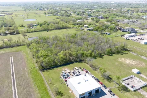 0 E H Street La Porte TX 77571