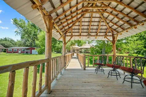 129 Selkirk Drive Bay City TX 77414
