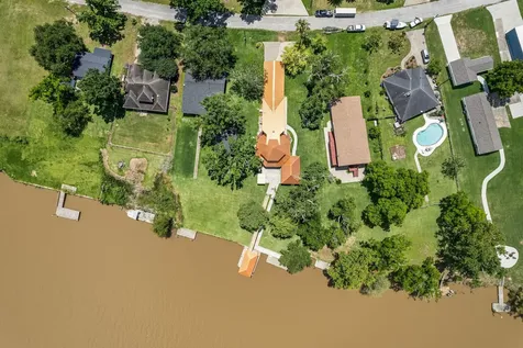 129 Selkirk Drive Bay City TX 77414