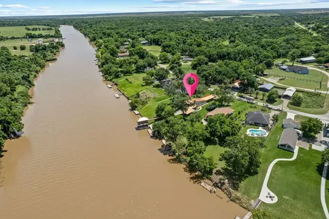 129 Selkirk Drive Bay City TX 77414