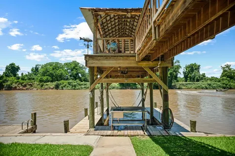 129 Selkirk Drive Bay City TX 77414