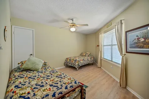 129 Selkirk Drive Bay City TX 77414