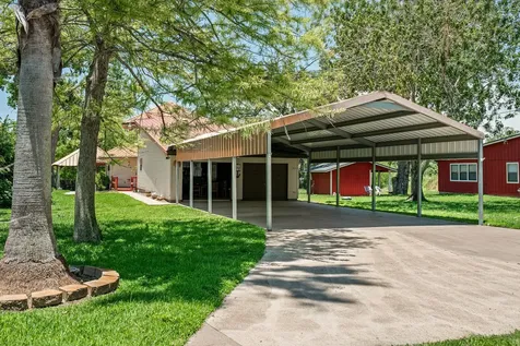 129 Selkirk Drive Bay City TX 77414