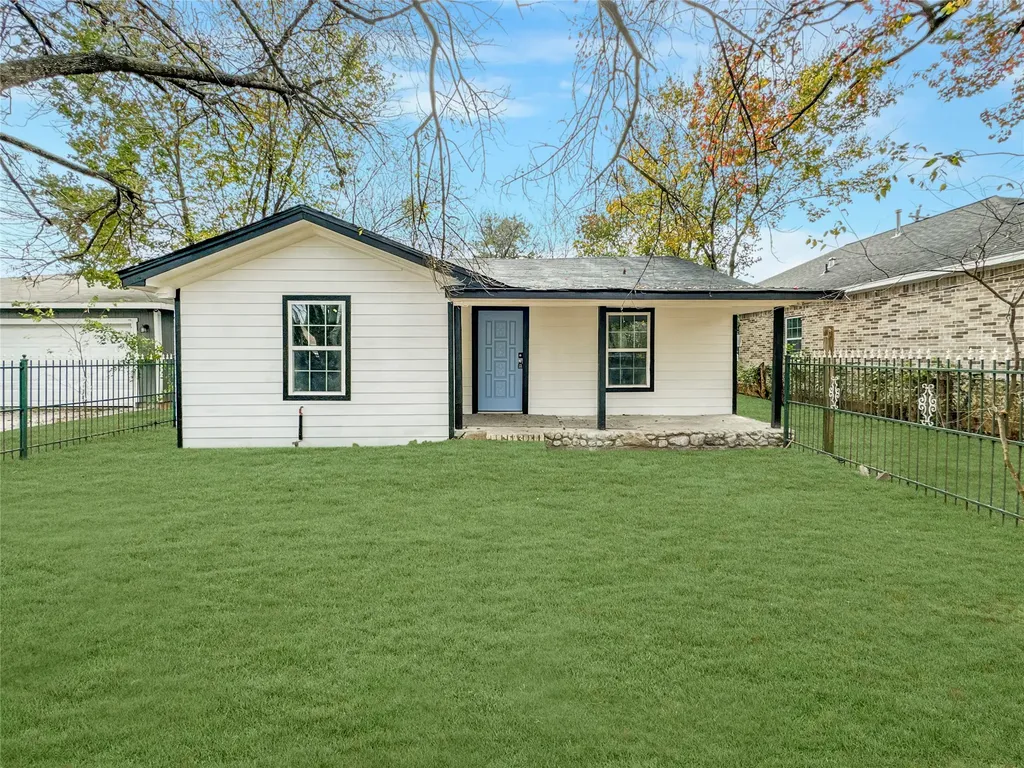 306 Armstrong Street Houston TX 77029