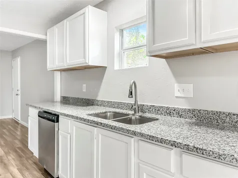 306 Armstrong Street Houston TX 77029