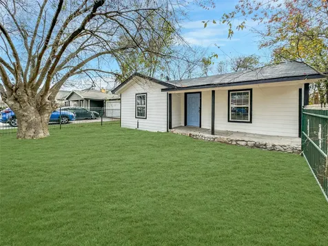 306 Armstrong Street Houston TX 77029