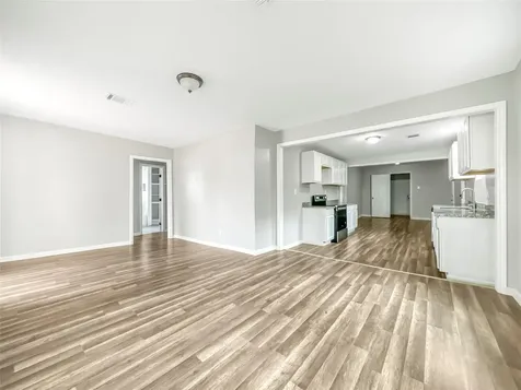 306 Armstrong Street Houston TX 77029
