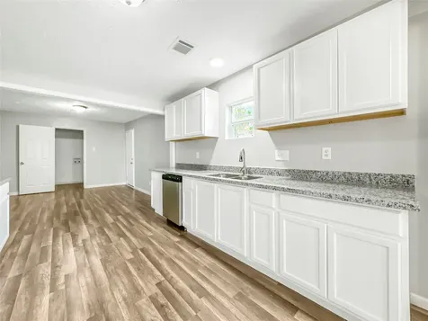 306 Armstrong Street Houston TX 77029