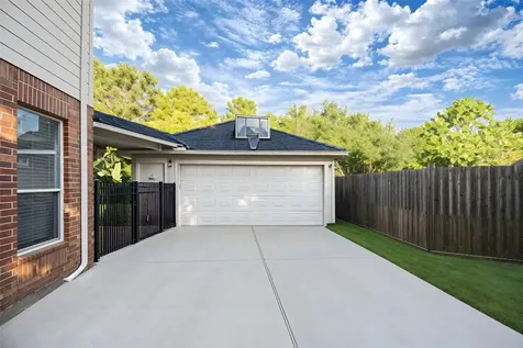 4406 N Huntwood Hills Lane N Katy TX 77494