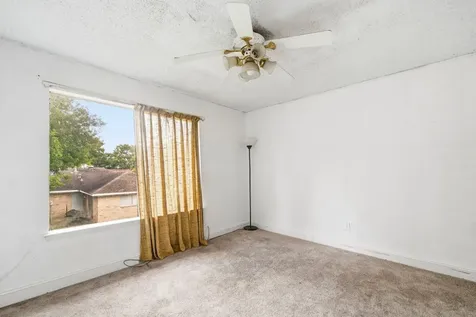 7642 Candlegreen Lane Houston TX 77071