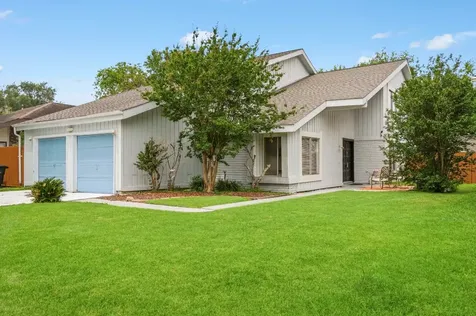 7642 Candlegreen Lane Houston TX 77071