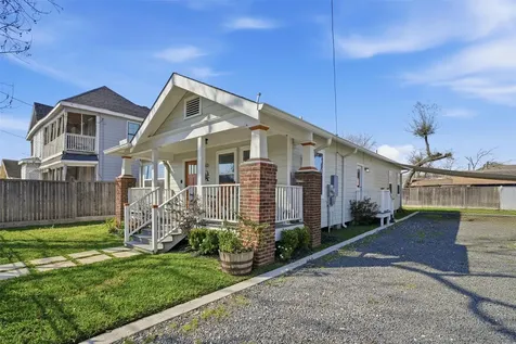 2613 Lorraine Street Houston TX 77026