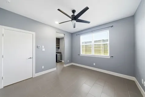 2702 Eado Grove Lane Houston TX 77003