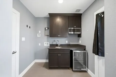 2702 Eado Grove Lane Houston TX 77003