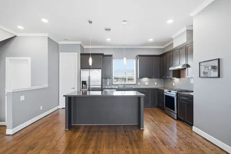 2702 Eado Grove Lane Houston TX 77003
