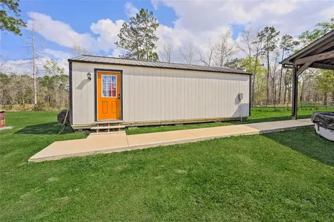 501 County Road 2298 Cleveland TX 77327