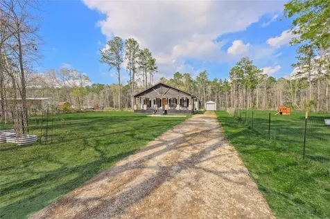 501 County Road 2298 Cleveland TX 77327
