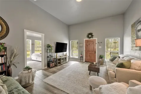501 County Road 2298 Cleveland TX 77327