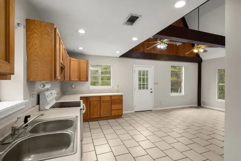 17868 Dogwood Drive Conroe TX 77303