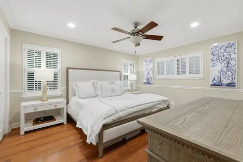6236 Locke Lane Houston TX 77057