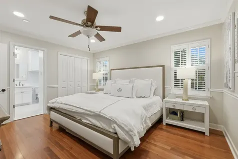 6236 Locke Lane Houston TX 77057