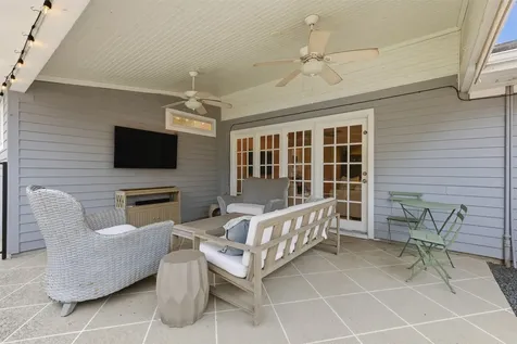 6236 Locke Lane Houston TX 77057