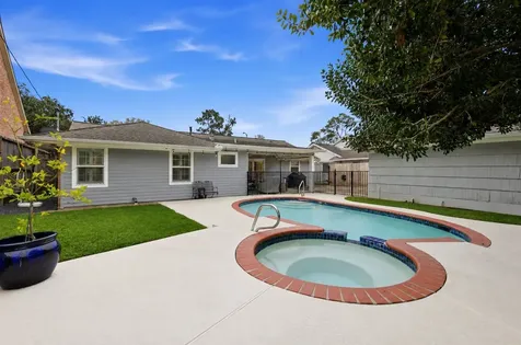 6236 Locke Lane Houston TX 77057